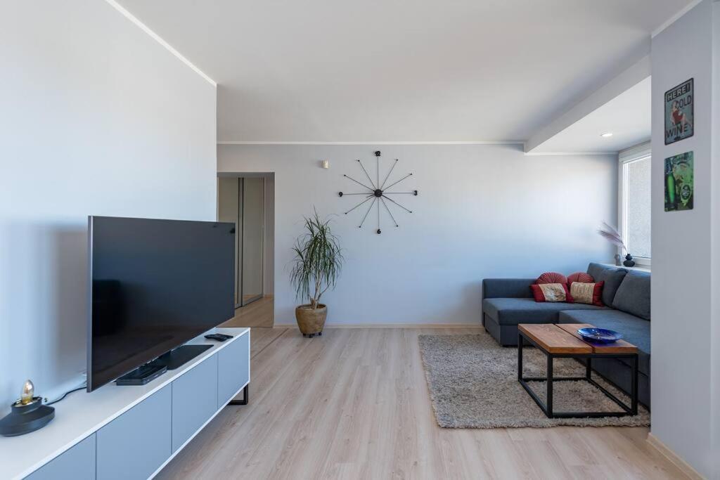 קובנה Central 2 Bd Apartment By Hostlovers מראה חיצוני תמונה